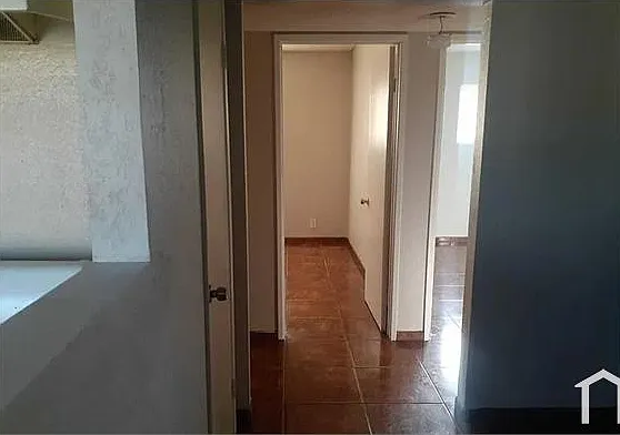 2 bed, 900 sqft, $1,950 — Photo 2