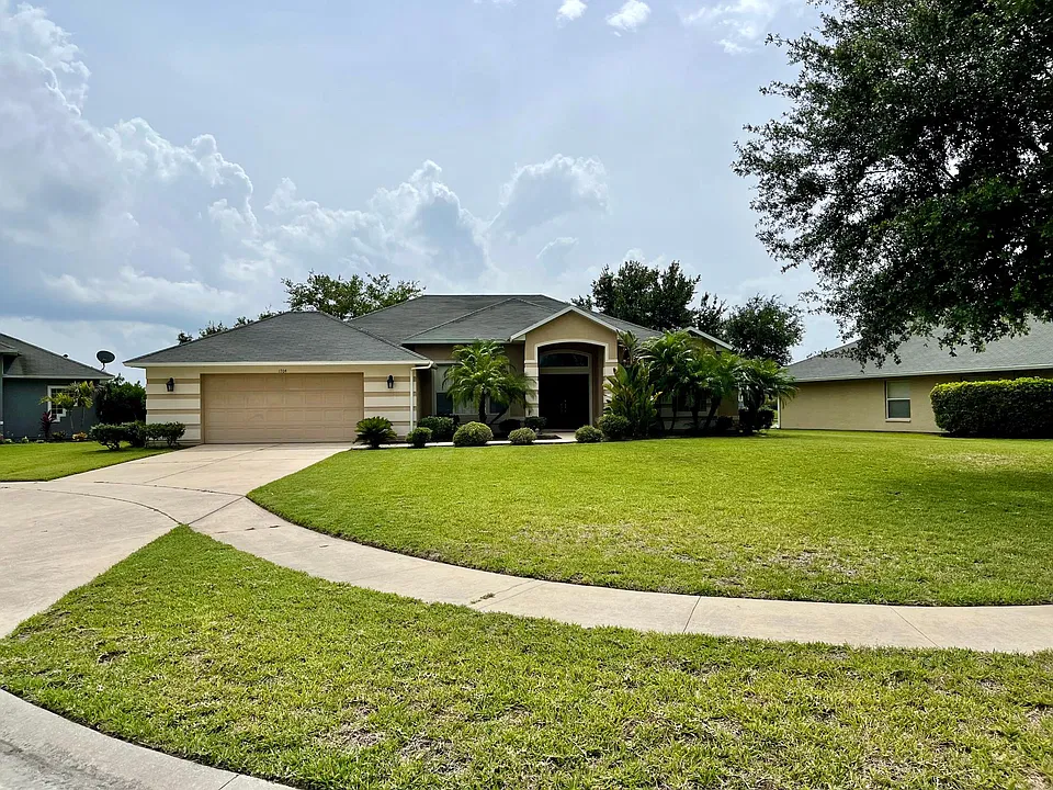 1704 Goosecross Ct