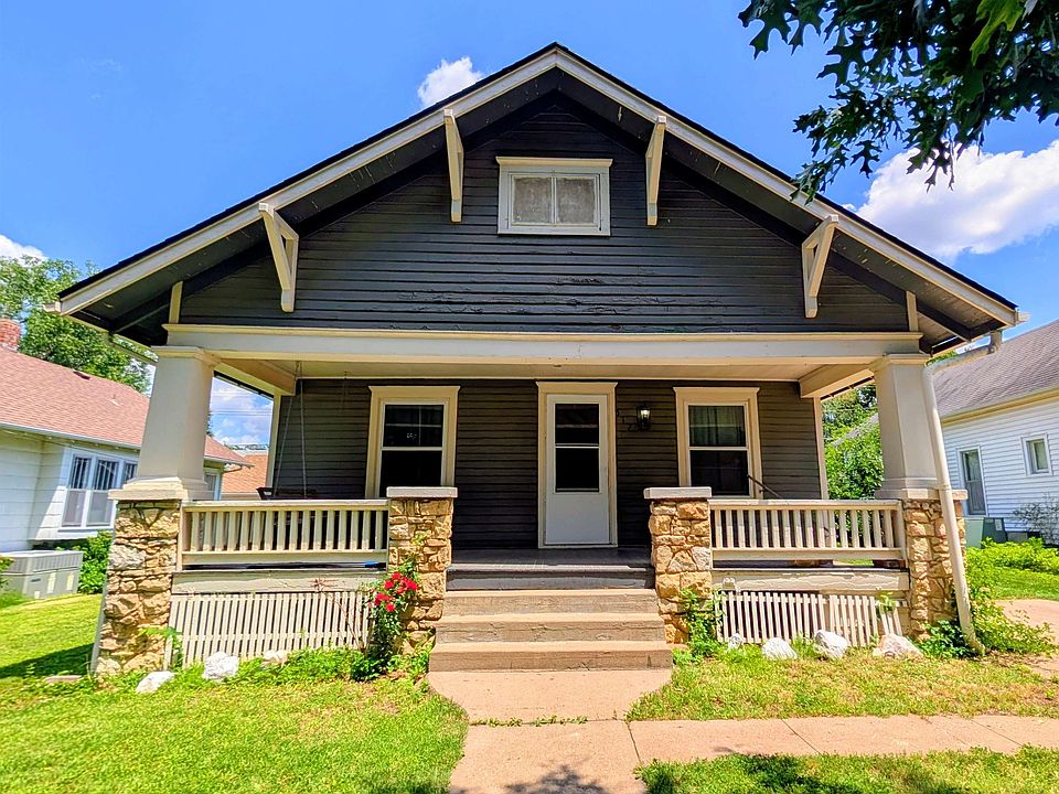 1st image of 617 N Jefferson Ave