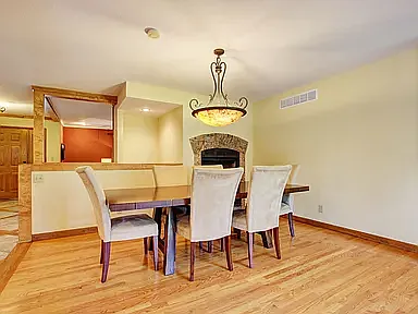 9536 Manor Rd — Photo 10