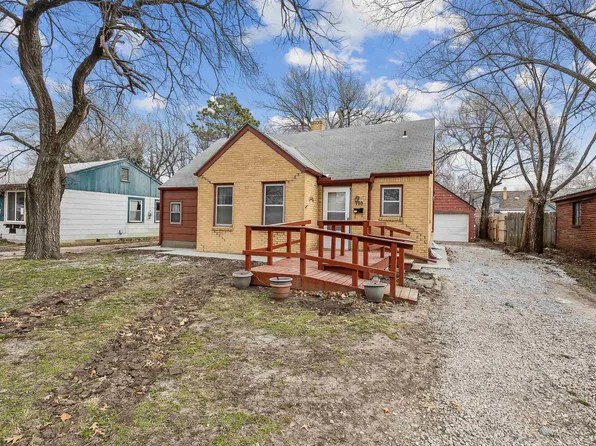 710 S Beverly Dr, Wichita, KS 67218