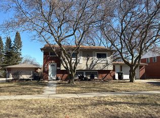 9479 Katherine St, Taylor, MI