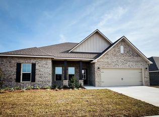 4639 Jayhawk Dr, Crestview, FL 32539