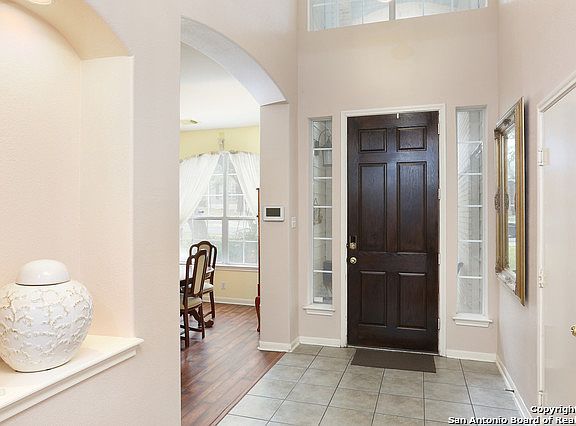 4th image of 2535 Concan St