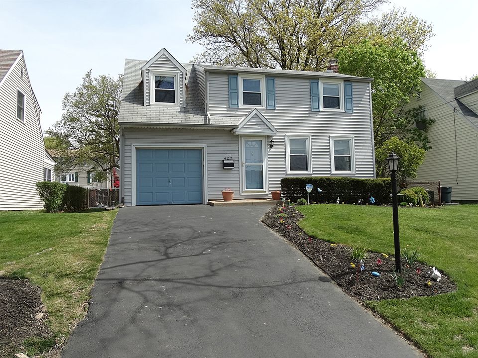 1st image of 427 Quigley Ave