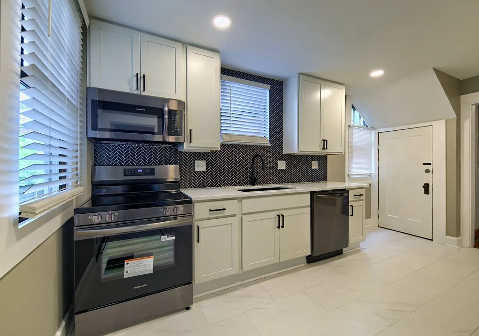 OSU Single Family House! Great Location! — Photo 4