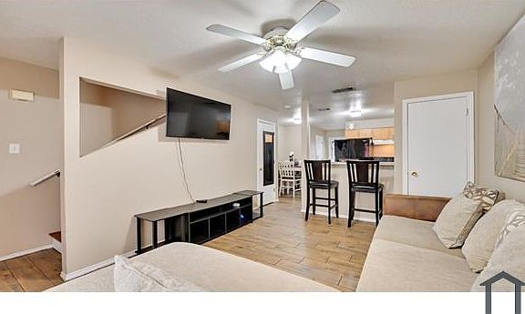 3rd image of 4203 Deek Dr APT B