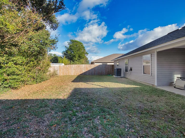 5101 Peach Dr — Photo 28