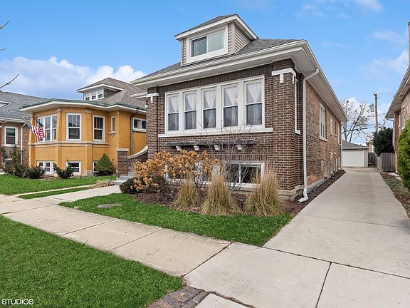 2nd image of 2341 Gunderson Ave