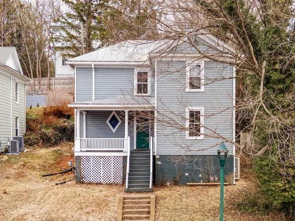 201 Churchville Ave, Staunton, VA 24401