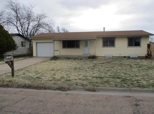 2306 C St, Garden City, KS 67846