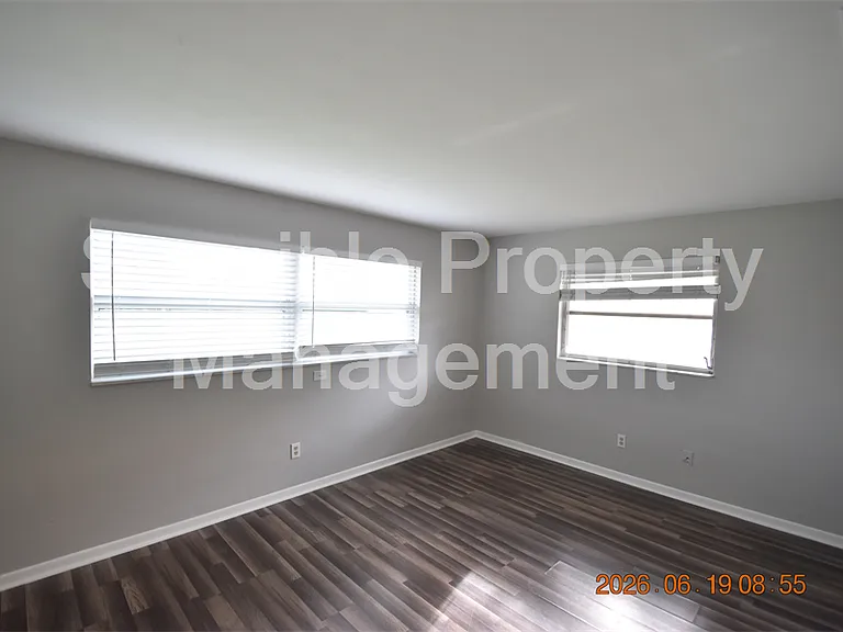 3273 Harbor Lake Dr — Photo 30