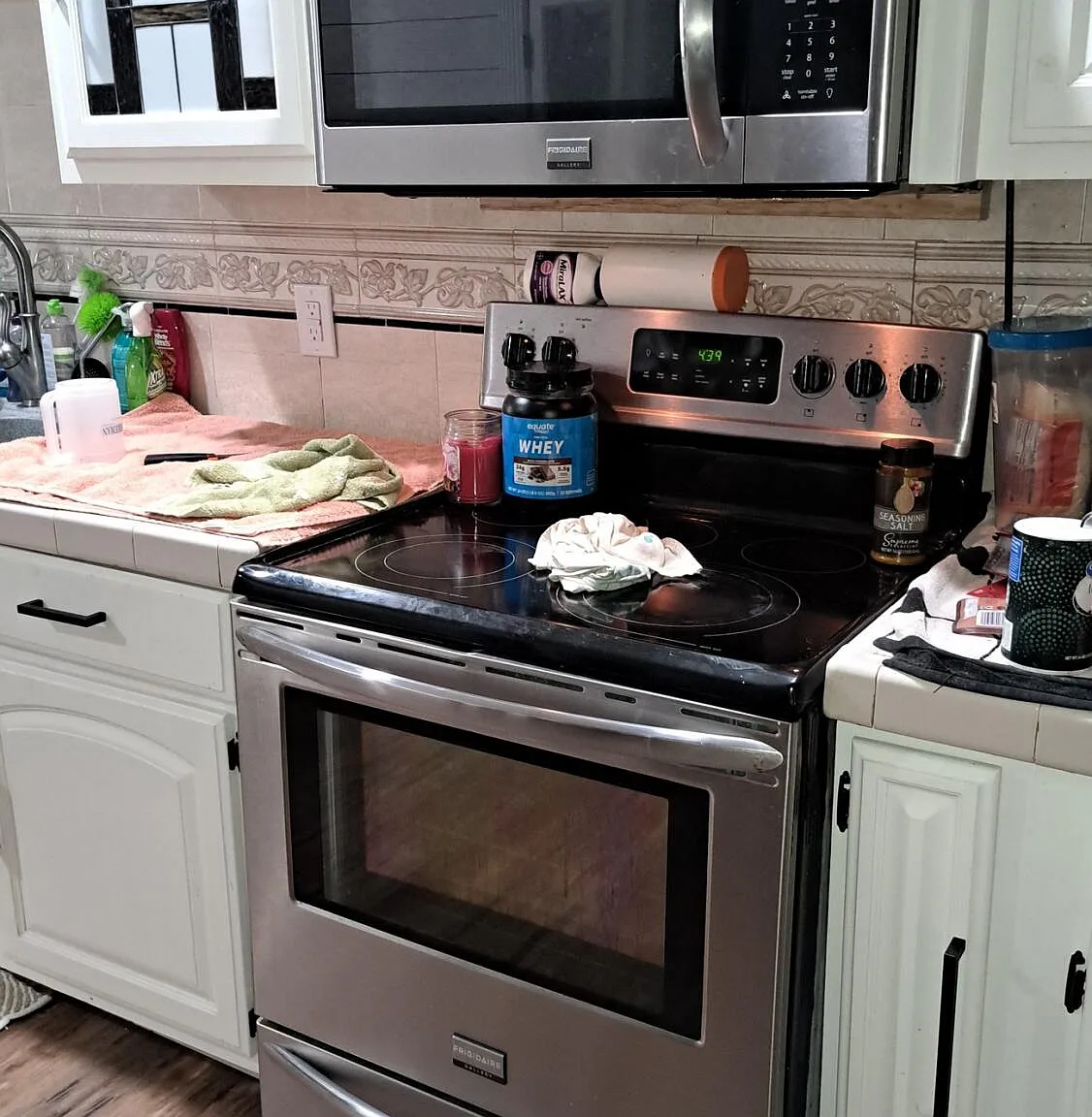 5 bed, 2.5 bath, 4800 sqft, $2,550 — Photo 4