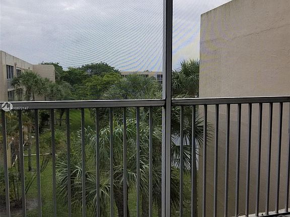 5th image of 3101 NW 47th Ter APT 428