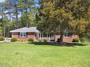 203 Forest Cir, Goldsboro, NC 27530