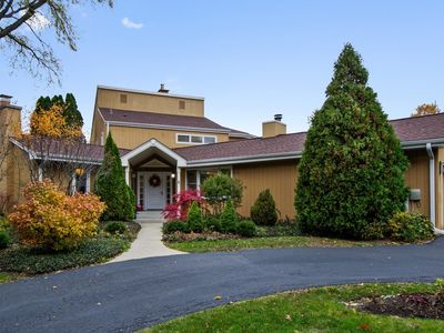 1701 Happ Rd, Northbrook, IL, 60062
