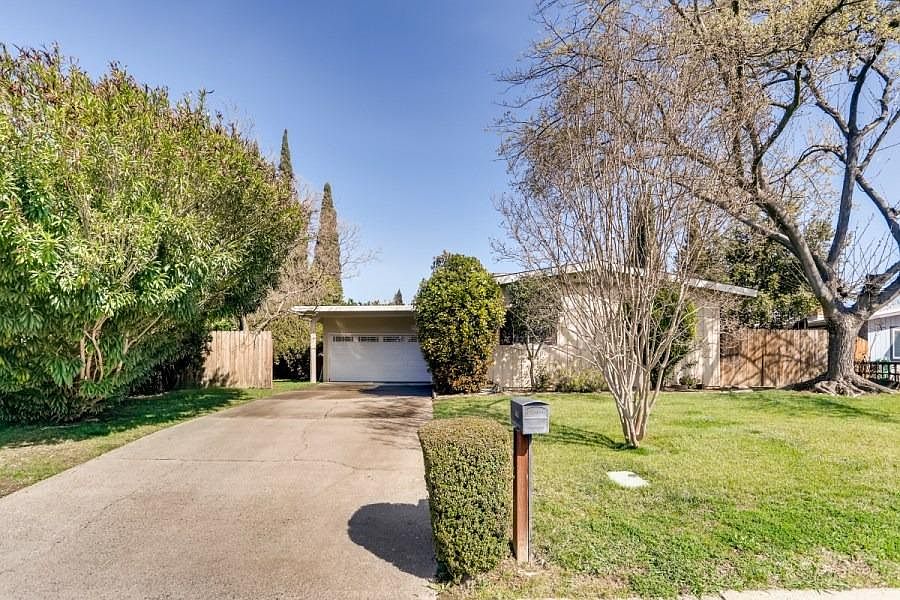 1st image of 4821 Melvin Dr