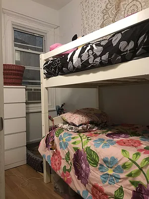 Rented by First Point Management | media 18