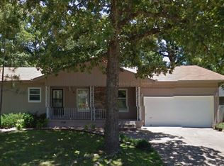 25 Merritt Dr, Bella Vista, AR 72714