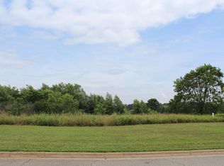 197 Stonegate Dr, Albany, GA 31721