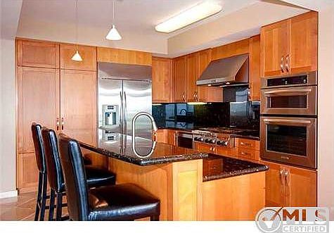 5th image of 5480 La Jolla Blvd #J202