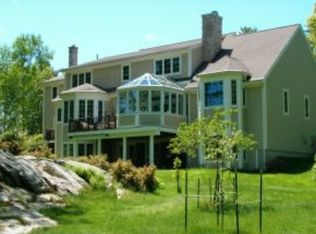 219 Gosport Rd, Portsmouth, NH 03801