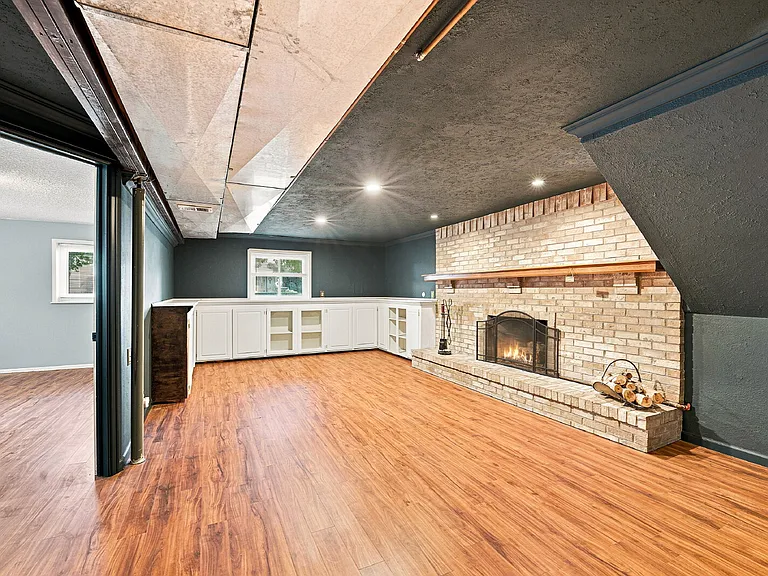 12822 Clermont St — Photo 20