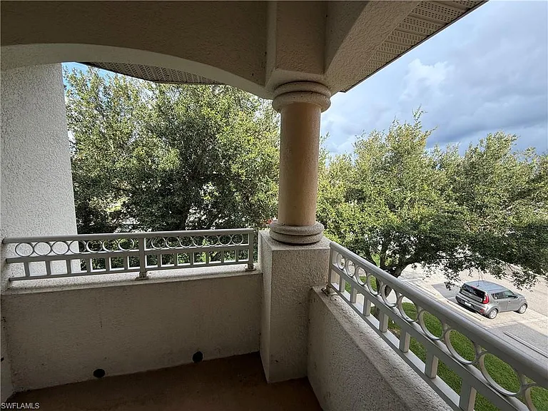 2909 Tuscan Dr #303 — Photo 9