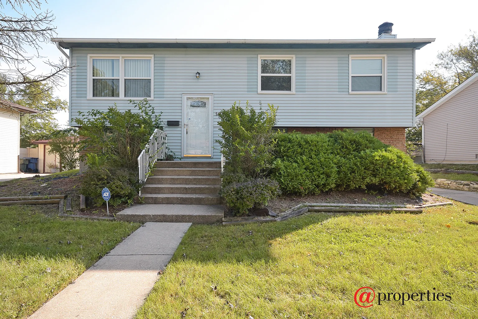 19825 Orchard Ave photo 1