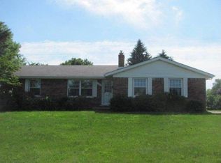 5060 Bernice Dr, Almont, MI
