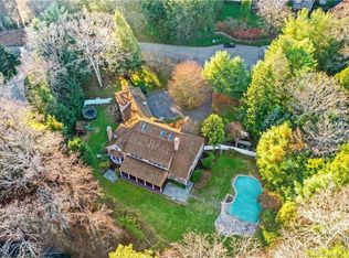 37 Hemlock Rdg, Weston, CT 06883