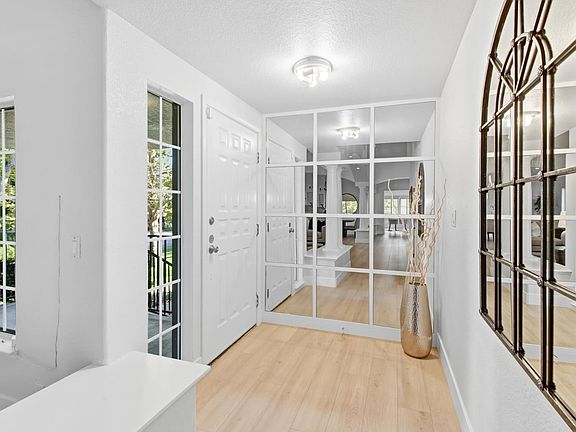 4th image of 4107 Milano Ct