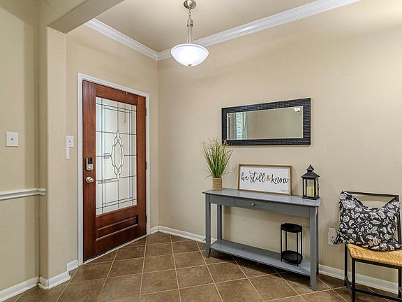 4th image of 8119 Sweetstone Grove Ct