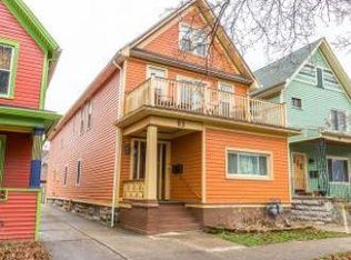 93 17th St, Buffalo, NY 14213