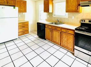 198 East Ave #A, Burlington, VT 05401