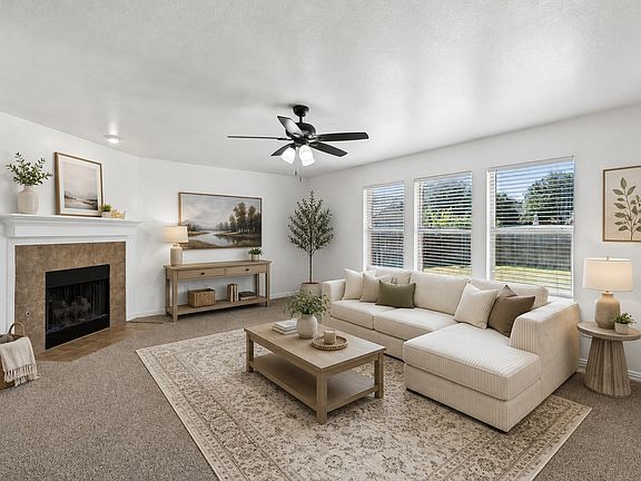 2nd image of 301 Highland Park Ln