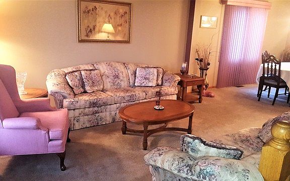 4th image of 701 Westwind Dr