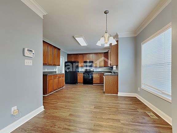 5th image of 5818 Rhyne Cove Ln