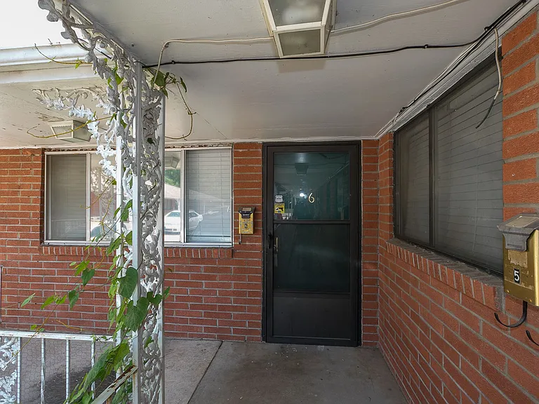 1401-1403 S Frisco Ave — Photo 4