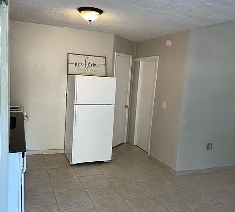 5th image of 2514 E Jefferson St