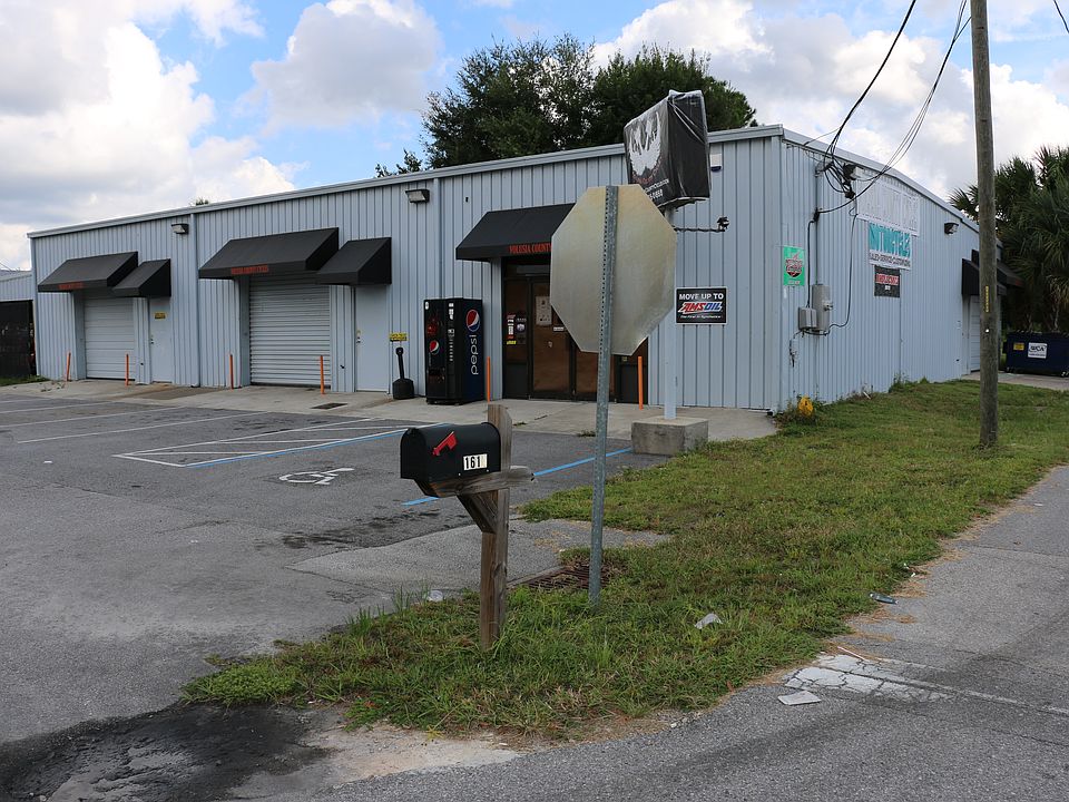 2nd image of 1611 N Garfield Ave