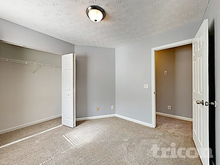 1202 W Oaks Way — Photo 12
