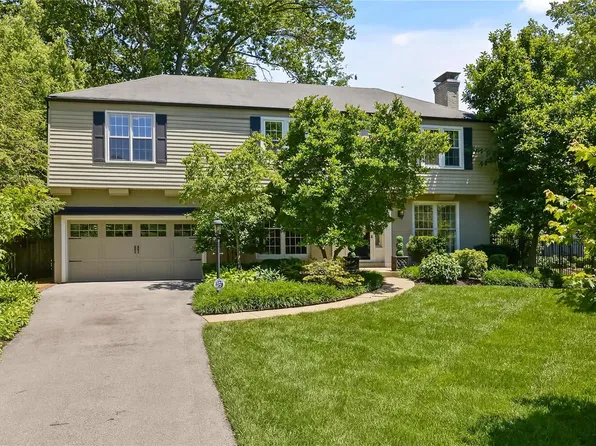 12 Daniel Rd, Saint Louis, MO 63124