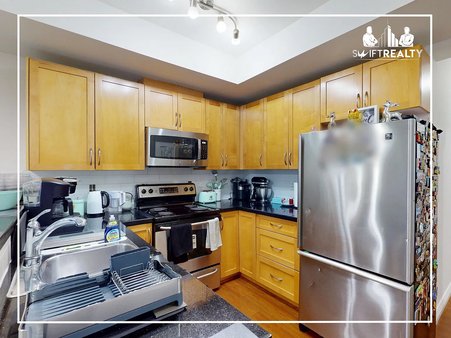 2 bed, 827 sqft, $2,598 — Photo 4