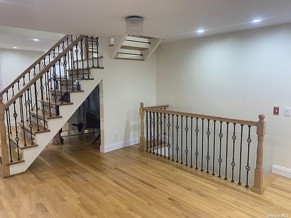 4th image of 8 Preston St #8
