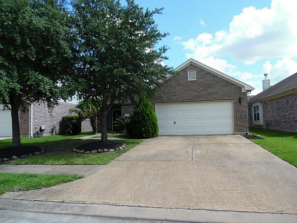 1st image of 9523 Curry Landing Dr
