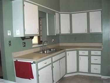 5th image of 1046 Buena Vista Ave NE
