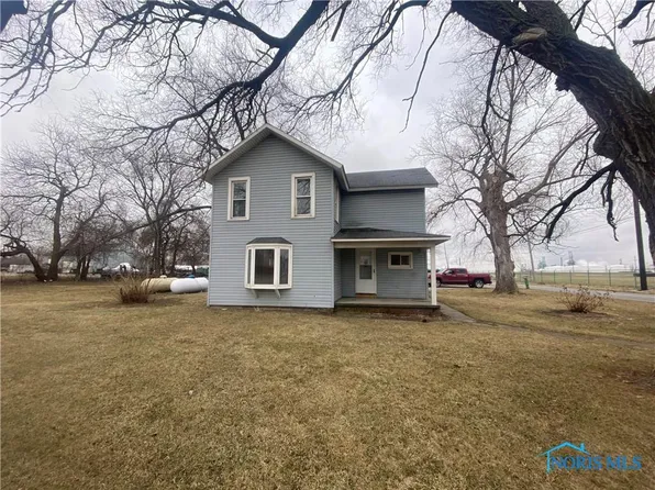 4328 Bay Shore Rd, Oregon, OH 43616
