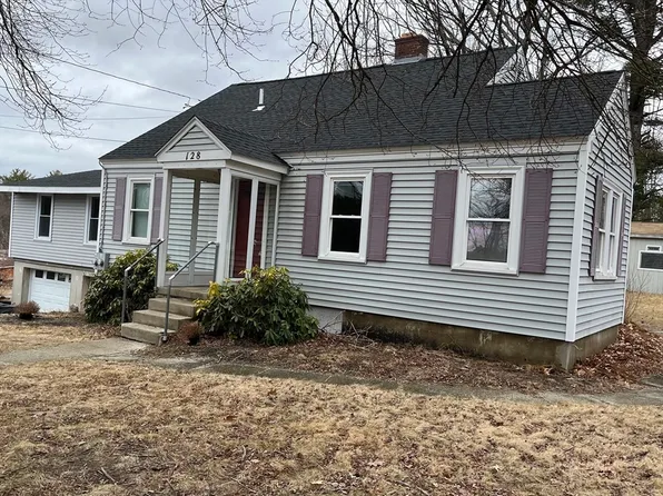 128 Hartford Ave, Hopedale, MA 01747