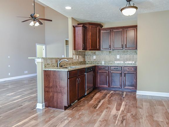 5th image of 3729 Crisscross Ct